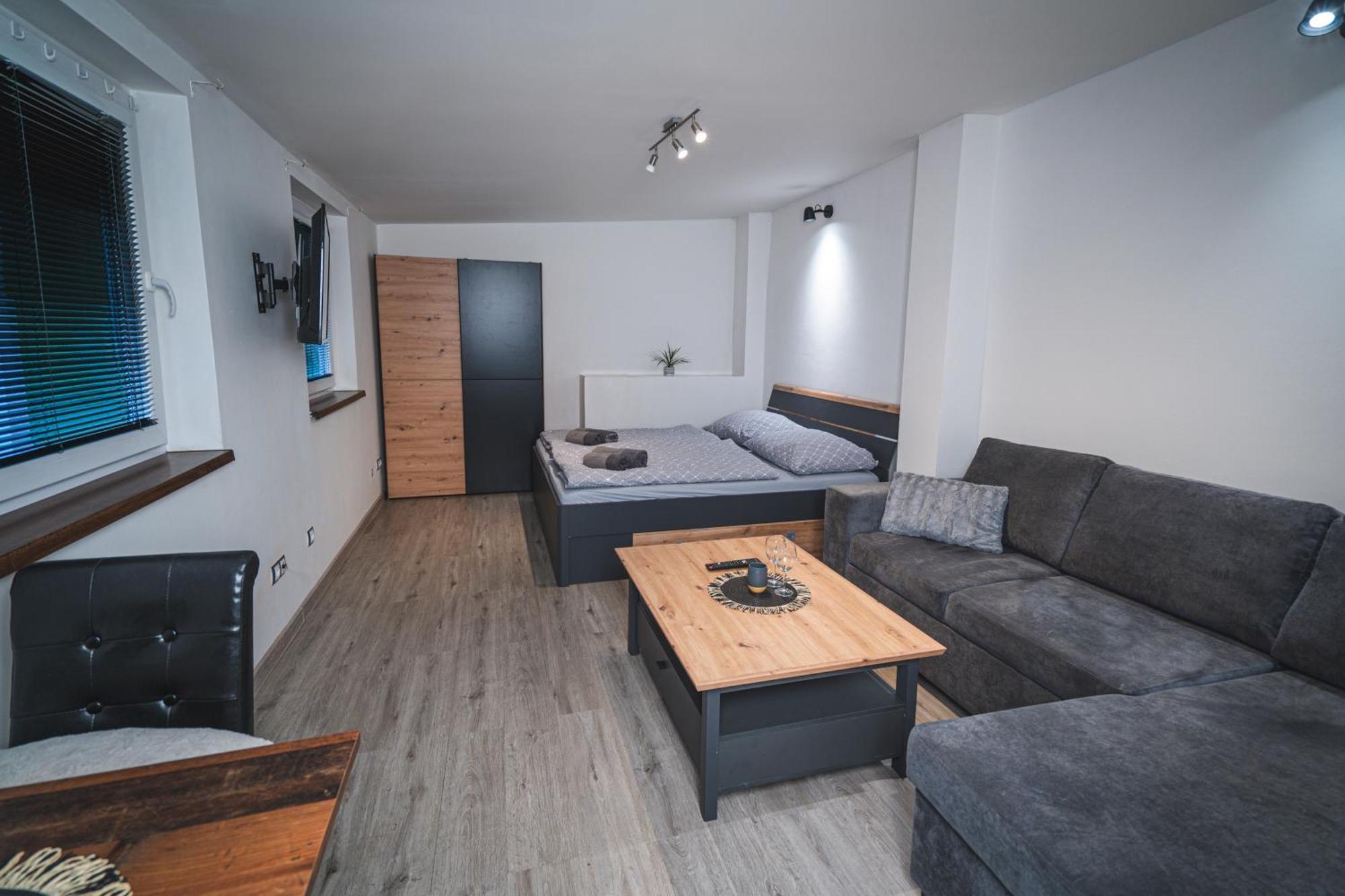 Apartmany V Podzamci Nachod Exterior photo
