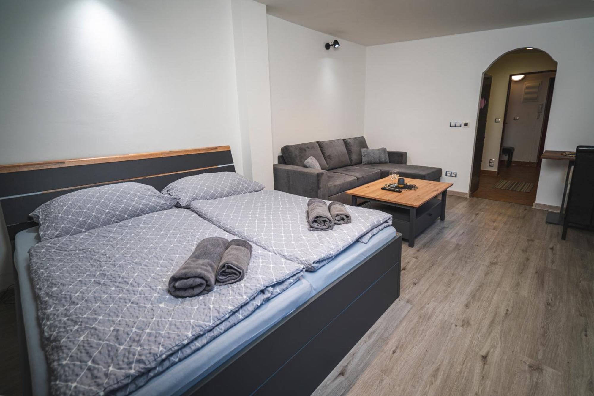 Apartmany V Podzamci Nachod Exterior photo