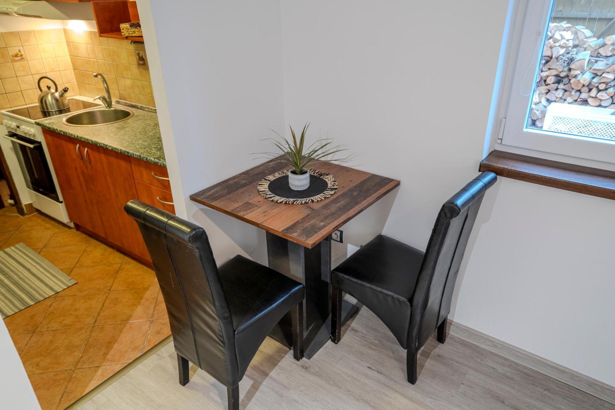 Apartmany V Podzamci Nachod Exterior photo