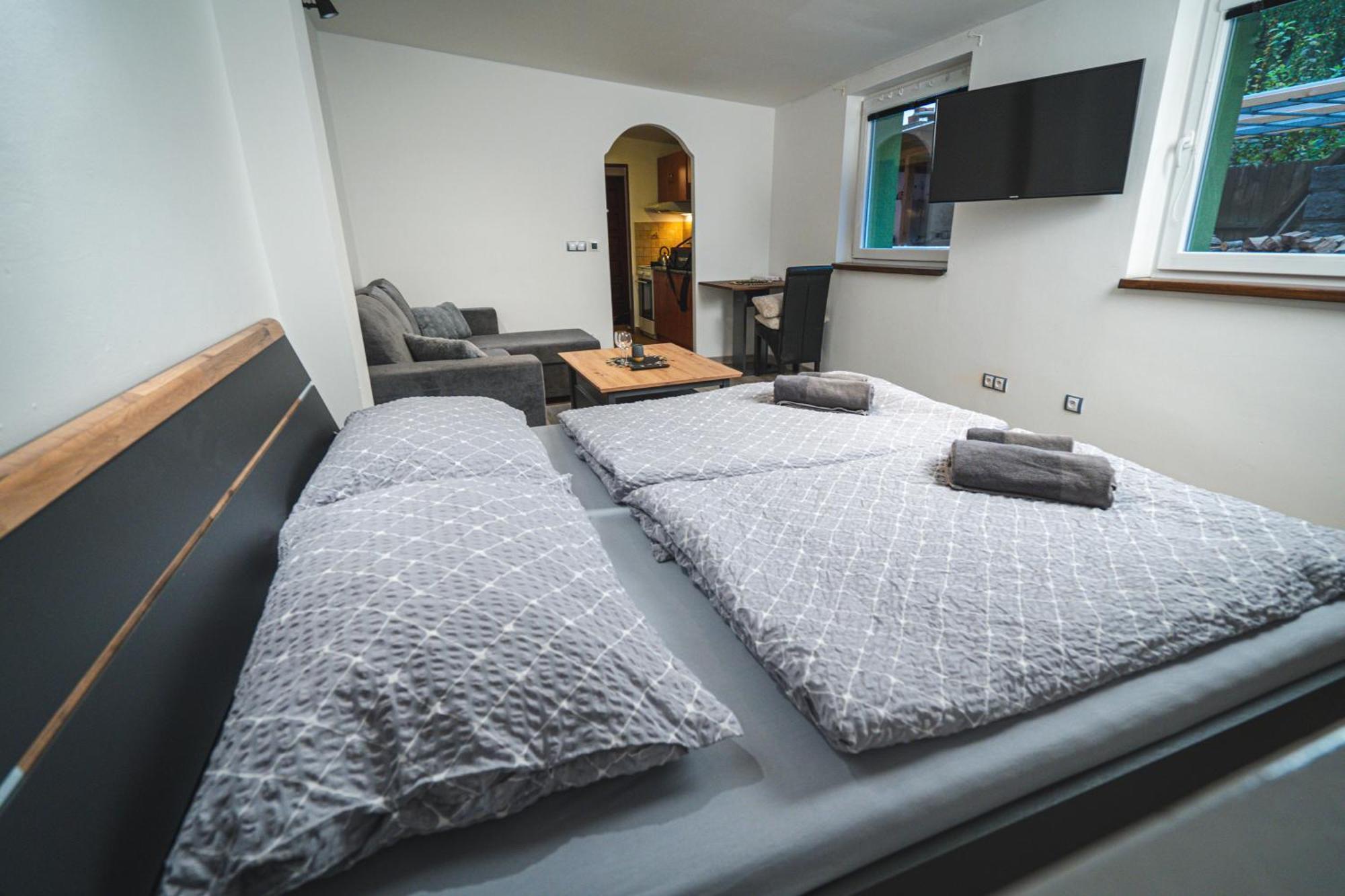 Apartmany V Podzamci Nachod Exterior photo